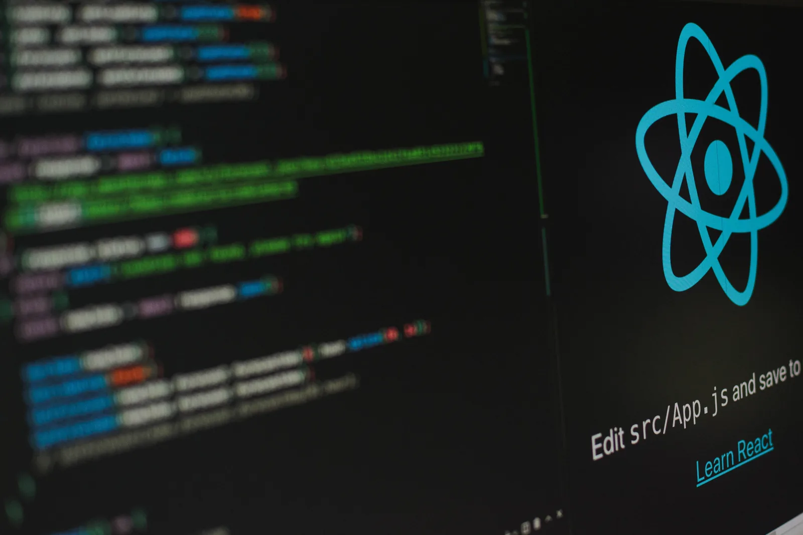 How well should I know React before applying to my first job?